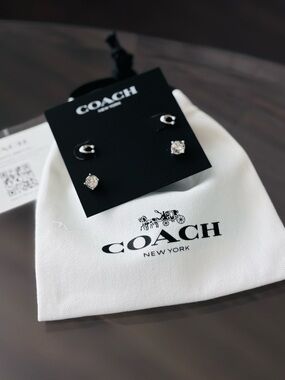 COACH Silver Signature C & Solitaire Crystal Stud Earring Set